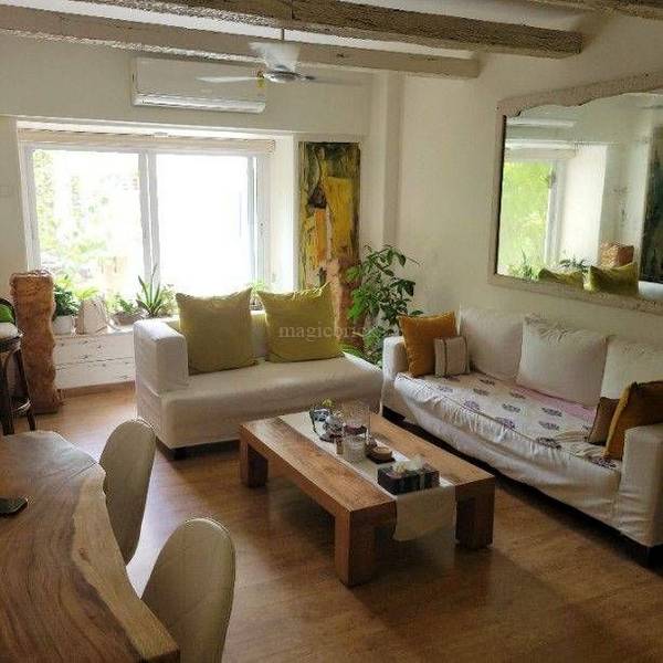 2 BHK Flat in Andheri